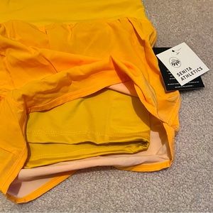 Senita Athletics Sunrise run shorts